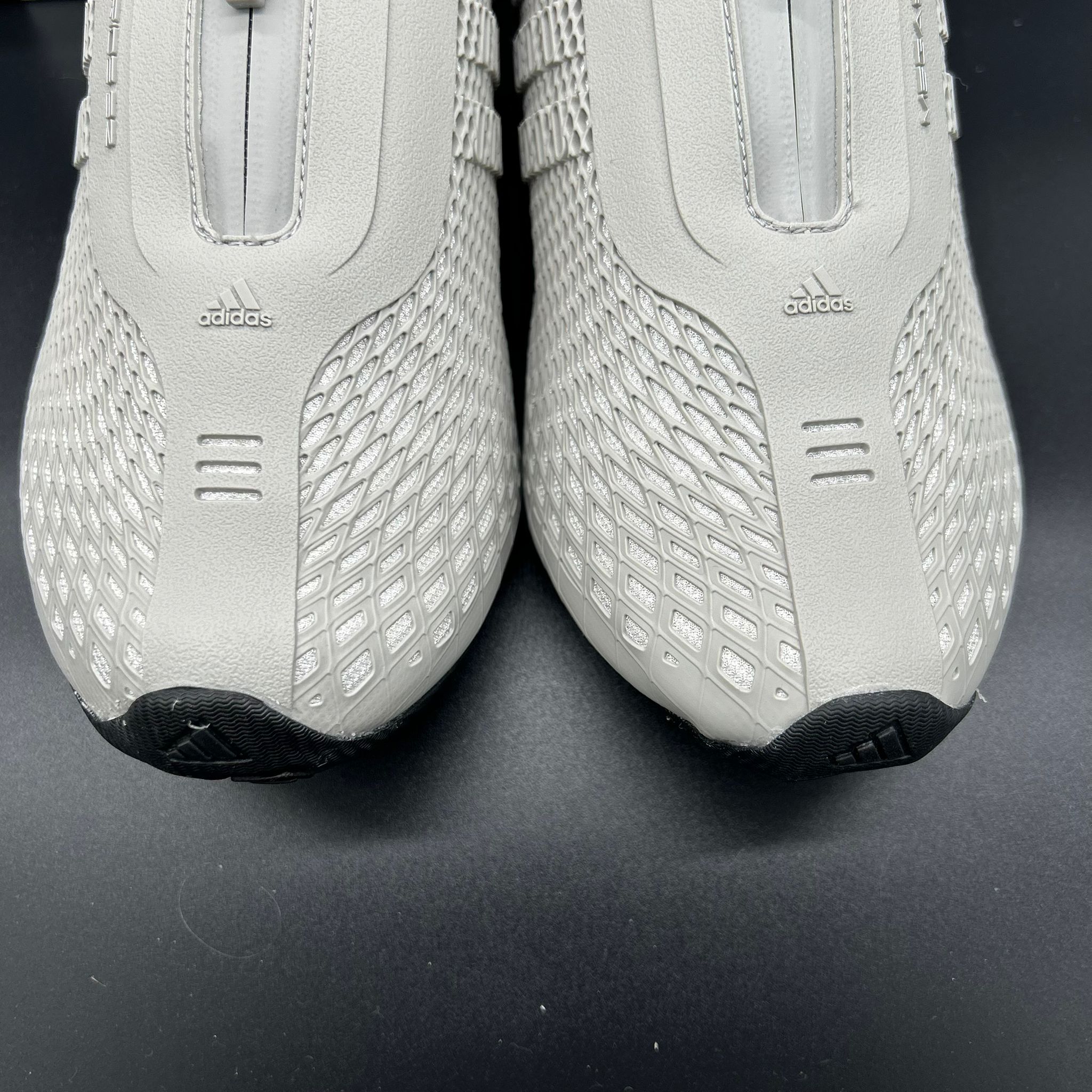 Adidas Megaride S2 – EU 40 2/3 / US 7.5
