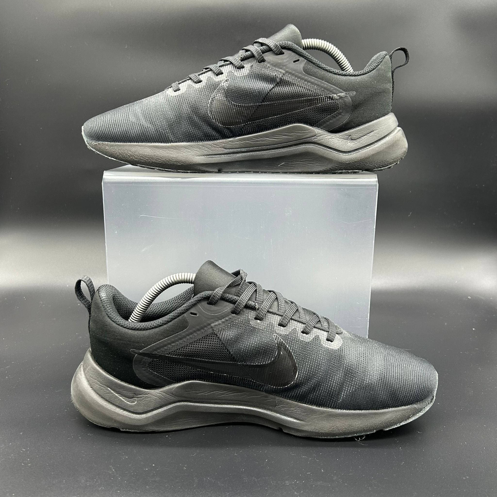 Nike Downshifter 12 — US 9 / EU 42,5