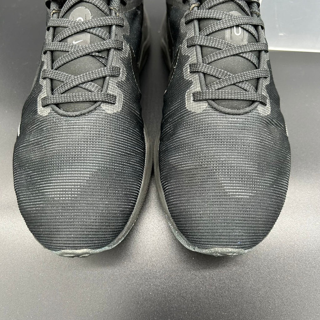 Nike Downshifter 12 — US 9 / EU 42,5