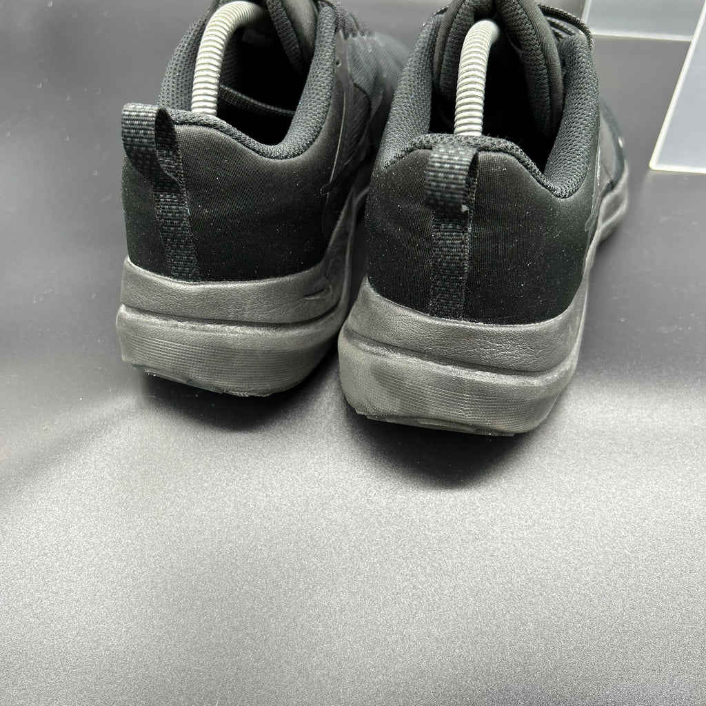 Nike Downshifter 12 — US 9 / EU 42,5