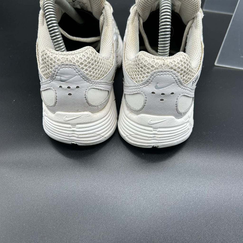 Nike P-6000 — US 7 / EU 38