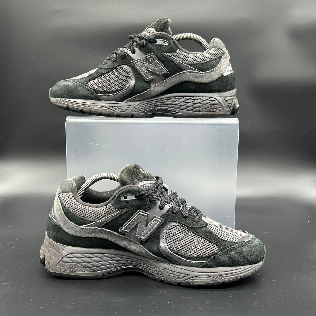 New Balance 2002R — Black/Grey (Used)