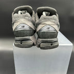 New Balance 2002R — Black/Grey (Used)