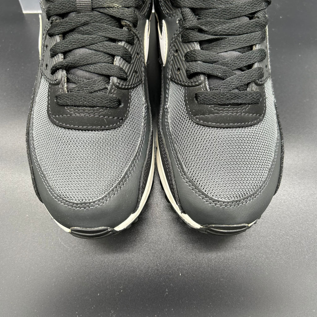 Nike Air Max 90 — Black/Grey (Used)