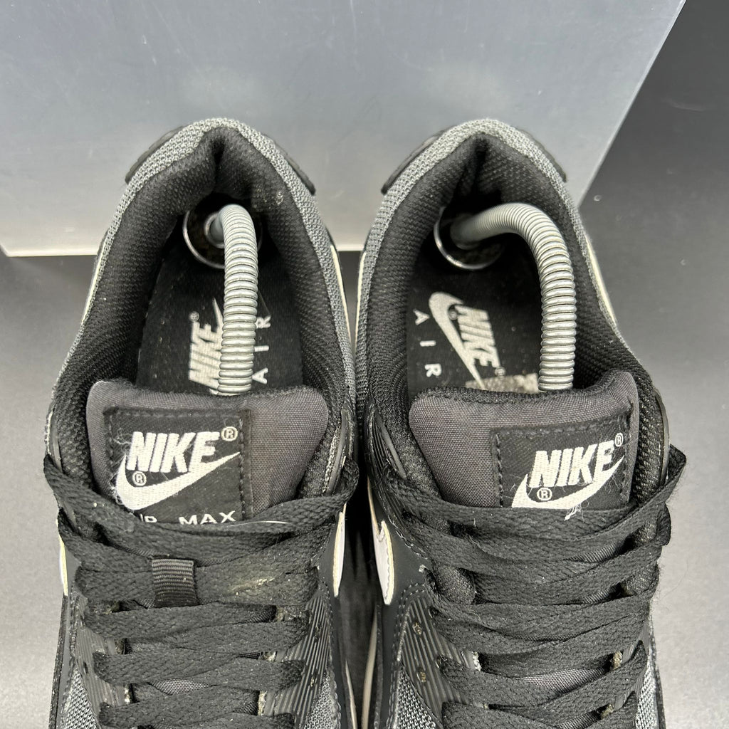 Nike Air Max 90 — Black/Grey (Used)