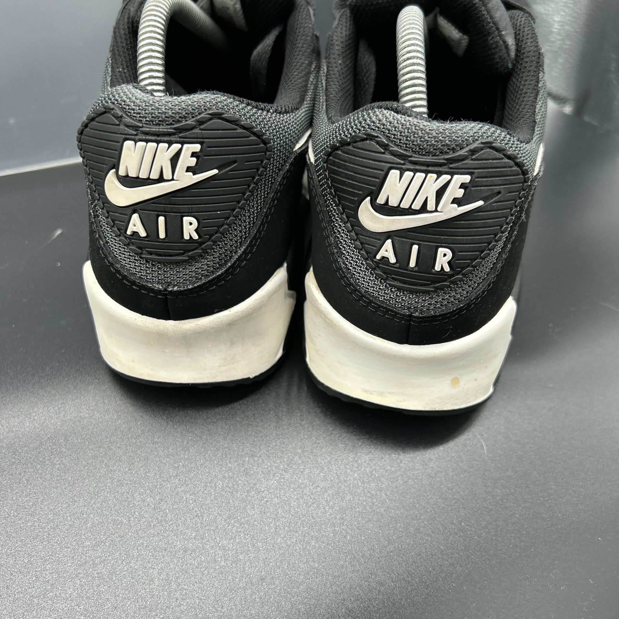 Nike Air Max 90 — Black/Grey (Used)