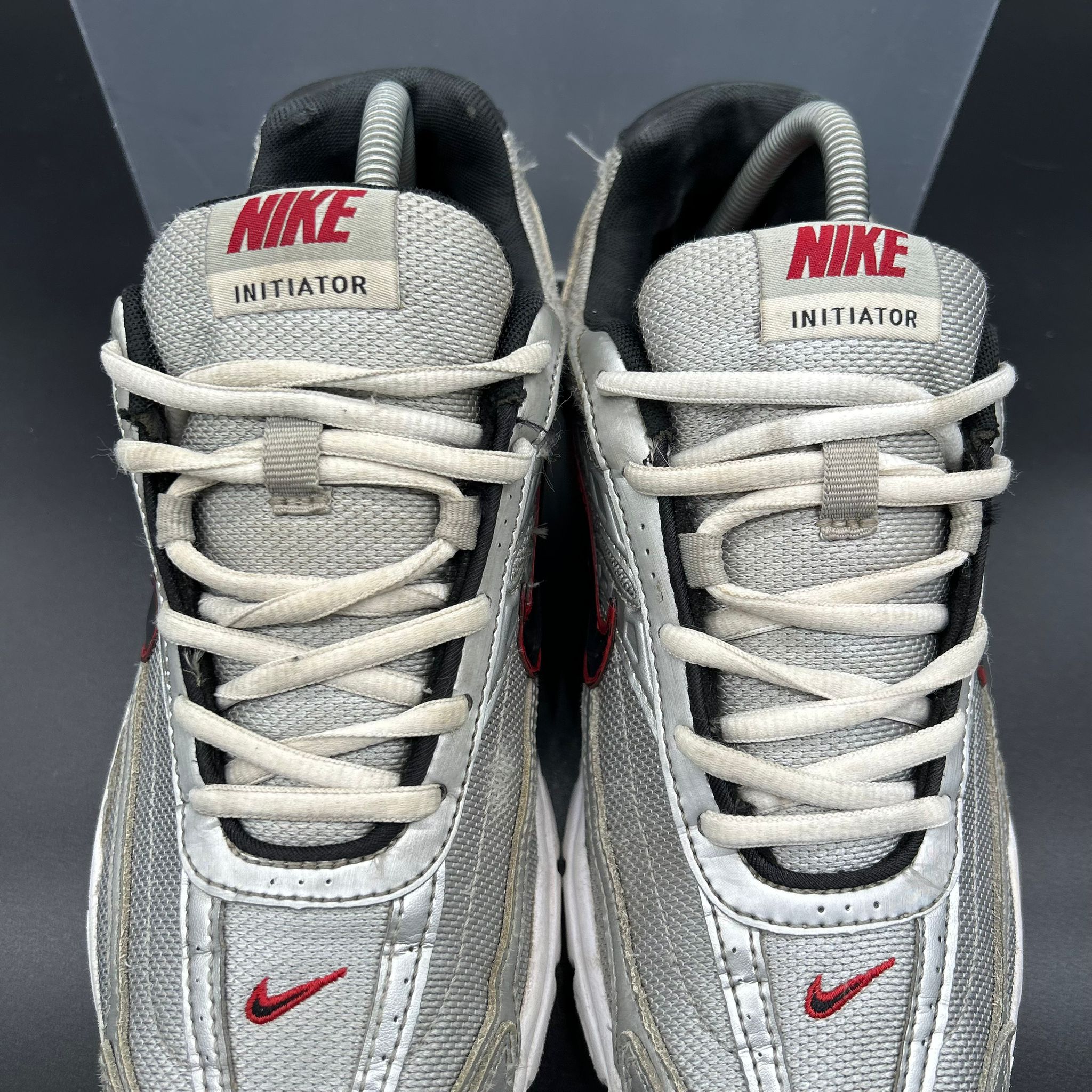 Nike Initiator — Silver/Black/Red (Used)