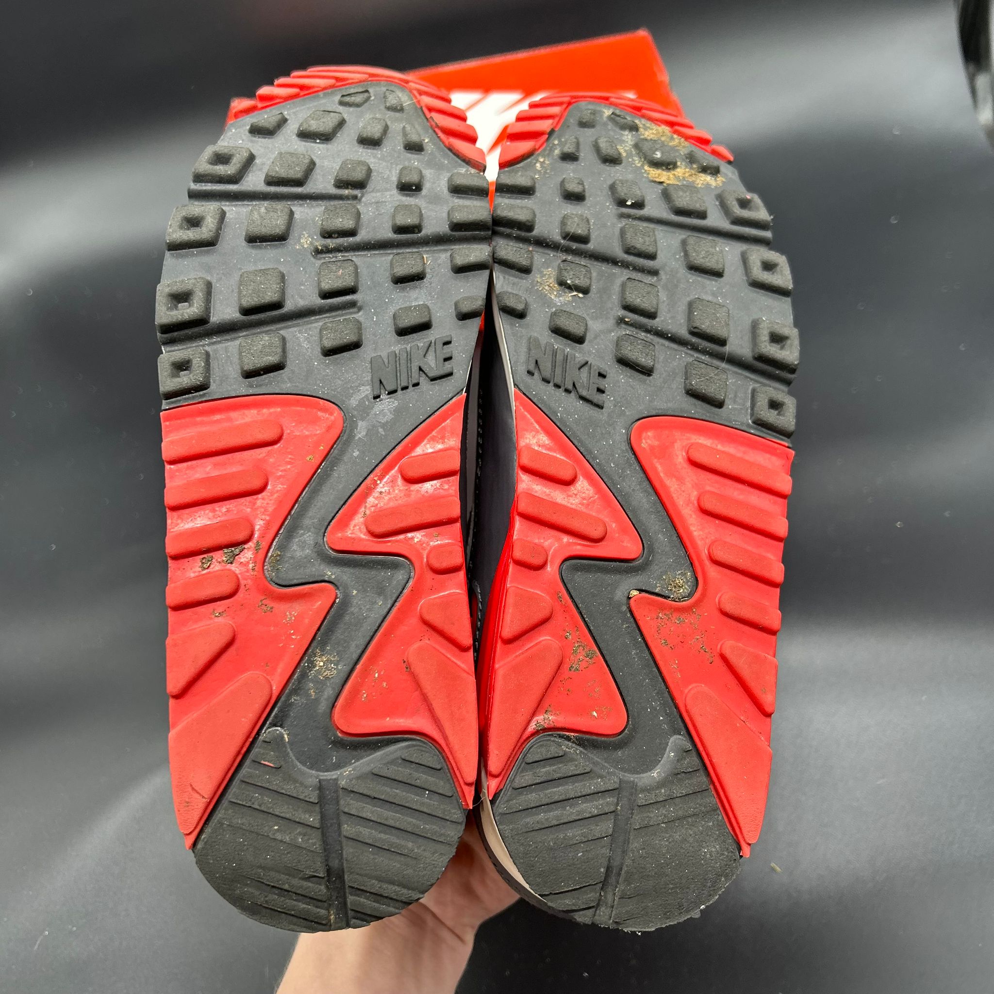 Nike Air Max 90 Essential — Black/Red/French Grey (Used)
