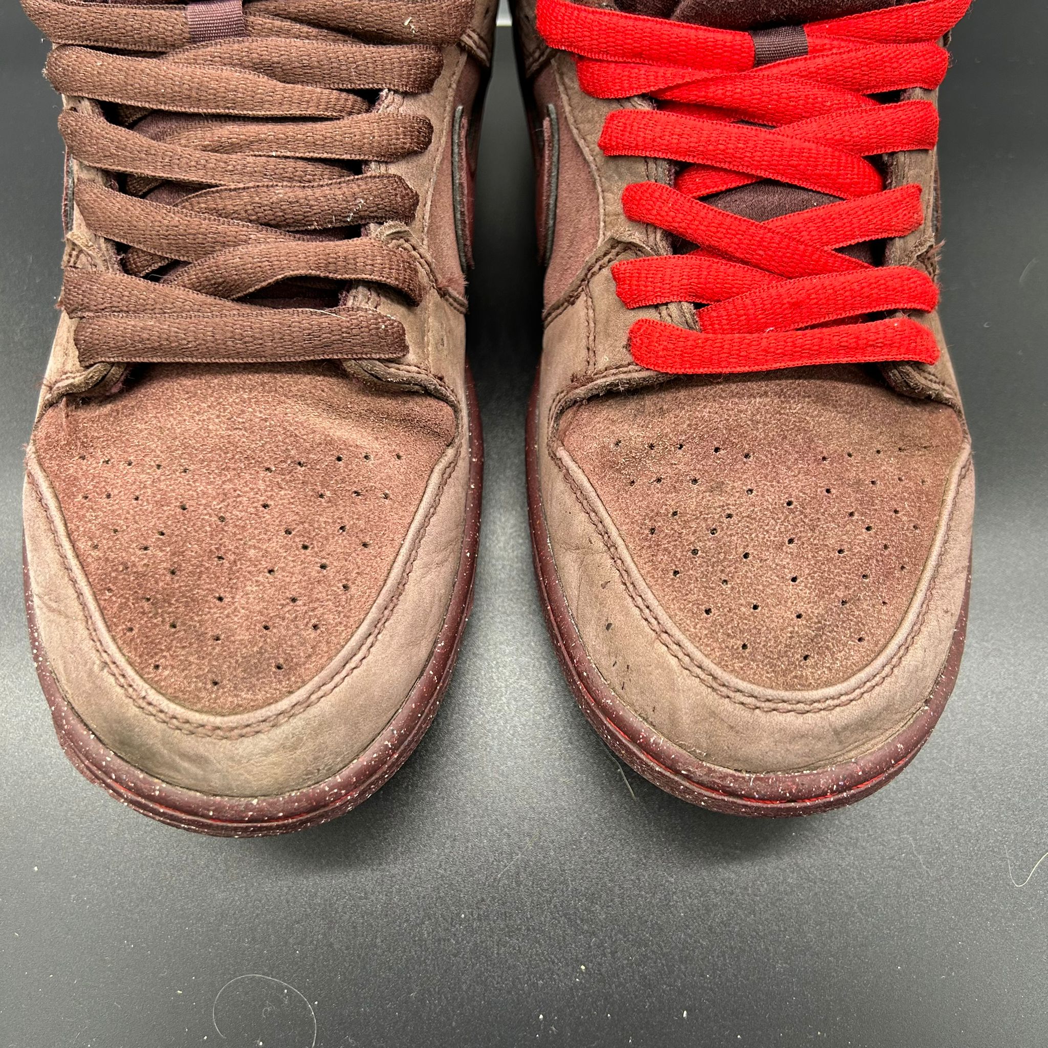 Nike SB Dunk Low Pro — Chocolate/Team Red (Used)