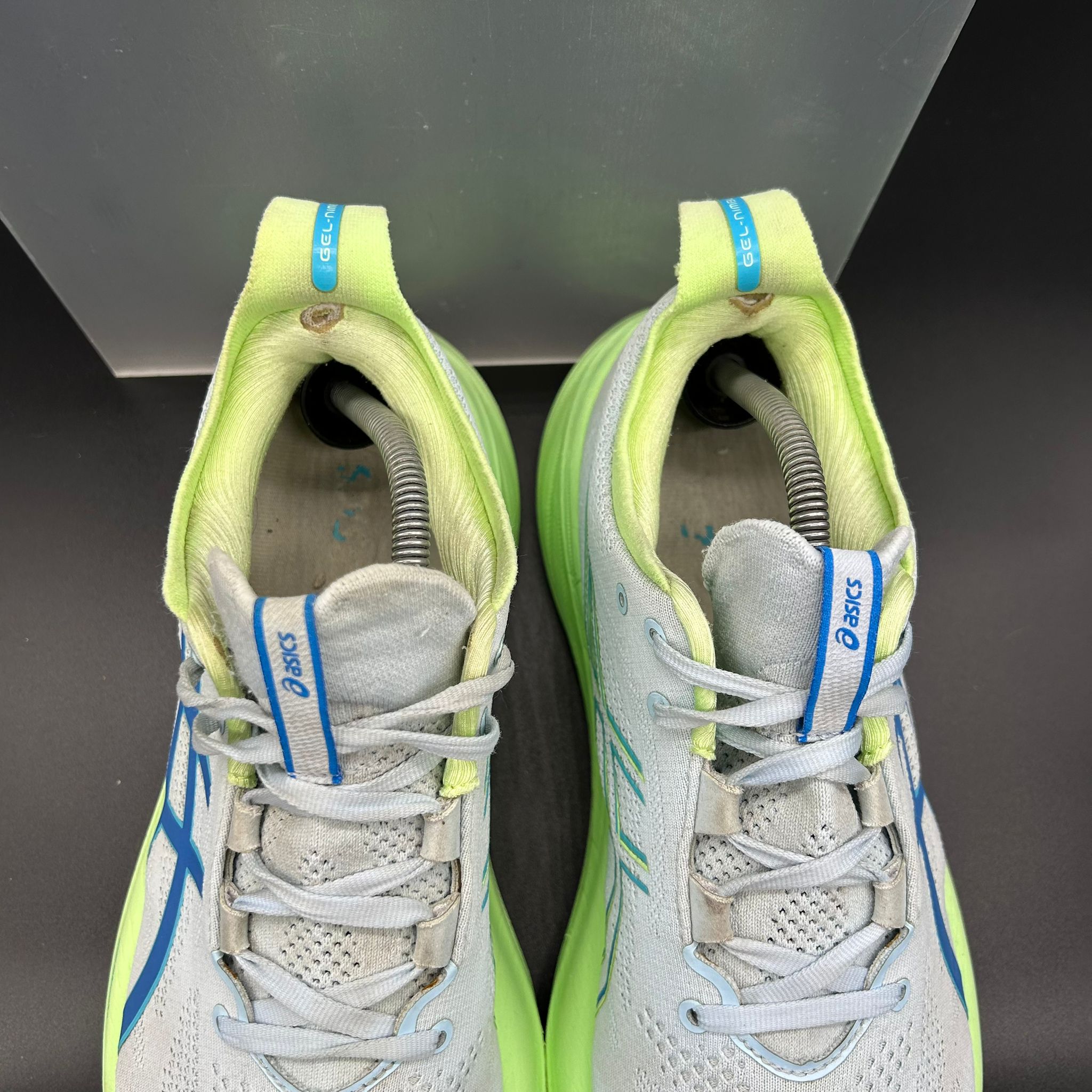 Asics Gel-Nimbus 26 — Pale Blue/Lime Zest (Used)