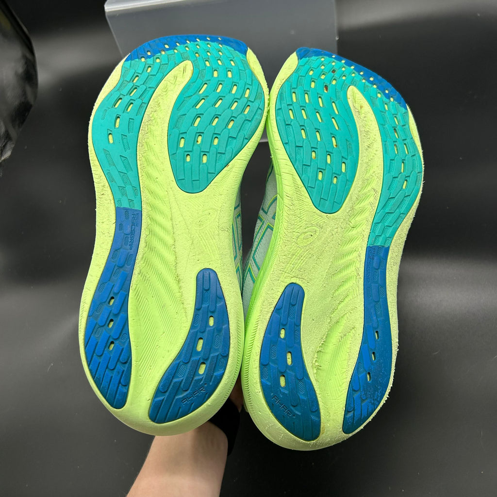 Asics Gel-Nimbus 26 — Pale Blue/Lime Zest (Used)