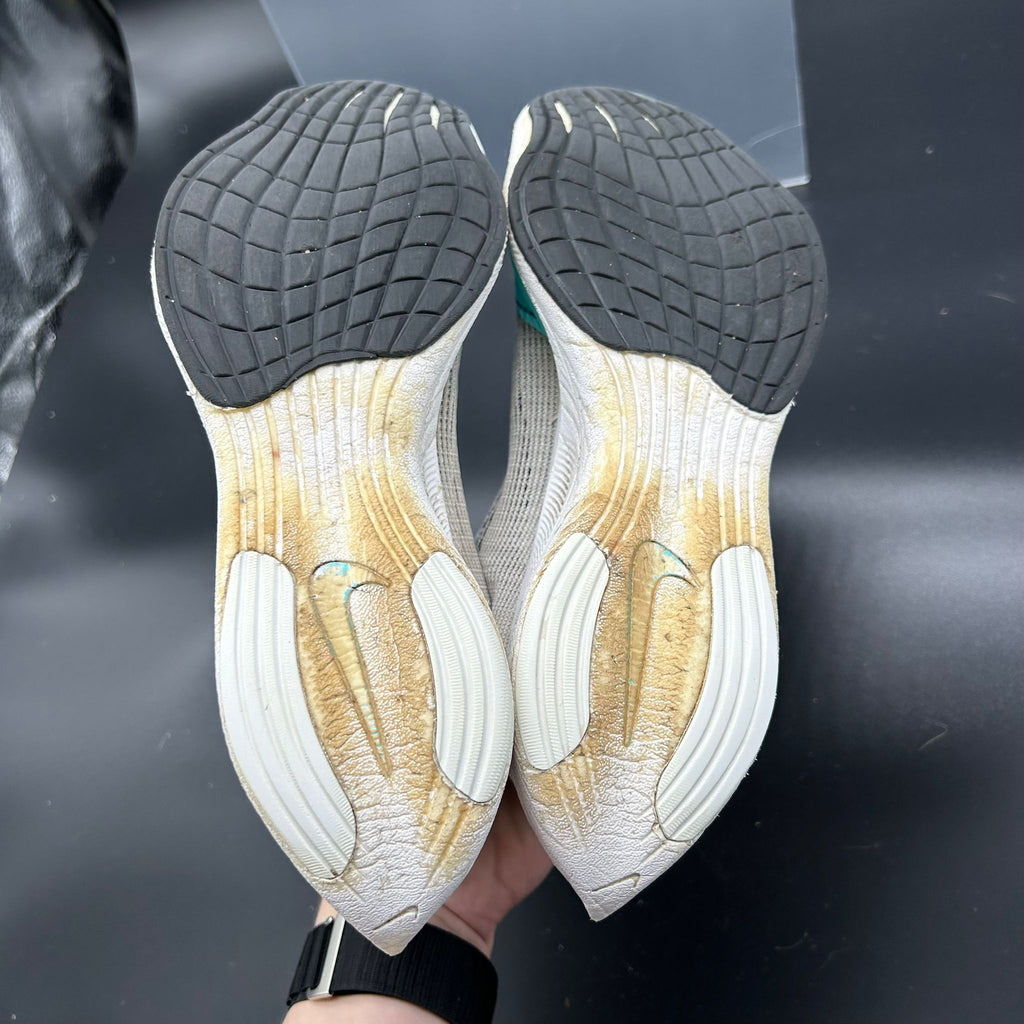 Nike ZoomX Vaporfly Next% 2 — White/Turquoise Blue (Used)