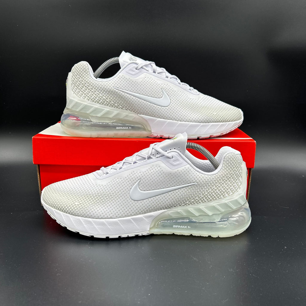 Nike Air Max Phoenix – EU 43 / US 9.5 (Brand New with Box)