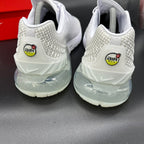 Nike Air Max Phoenix – EU 43 / US 9.5 (Brand New with Box)