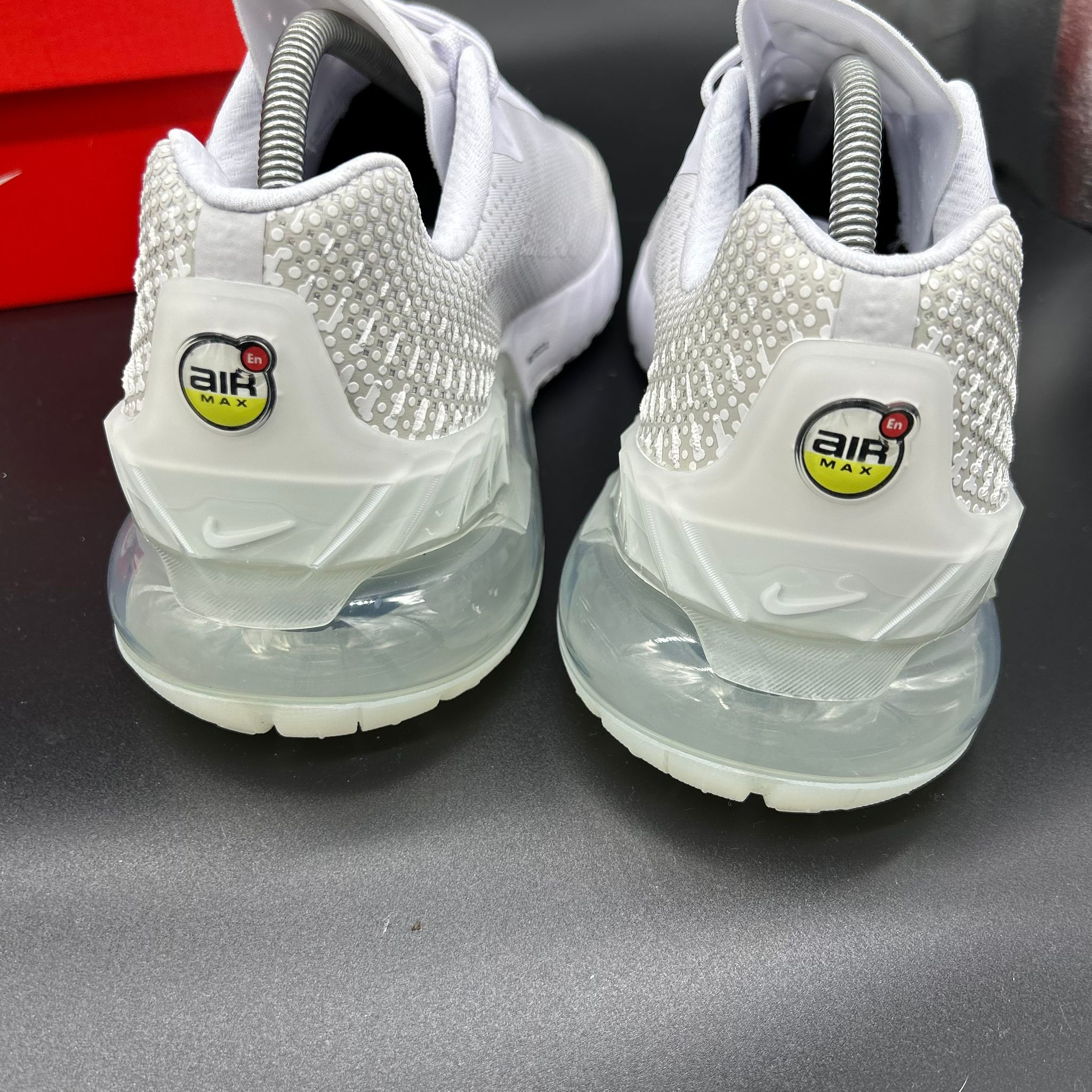 Nike Air Max Phoenix – EU 43 / US 9.5 (Brand New with Box)