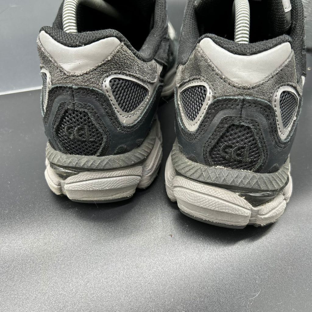 Asics Gel NYC – EU 43.5 / US 9.5 (Used)