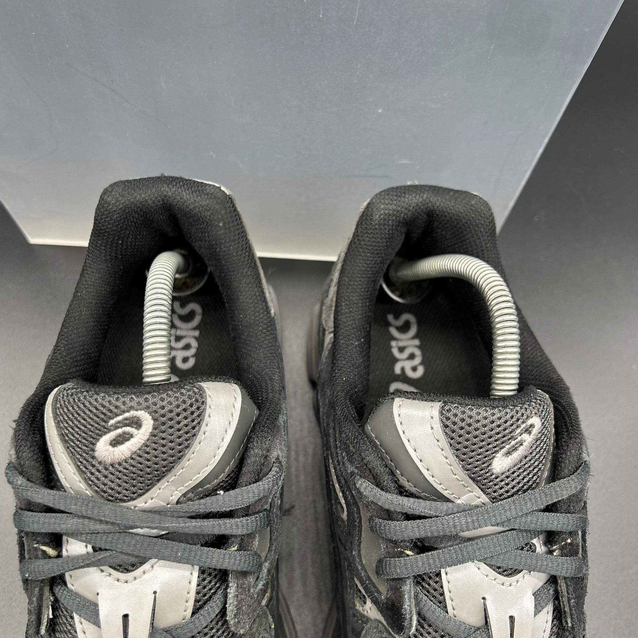 Asics Gel NYC – EU 43.5 / US 9.5 (Used)