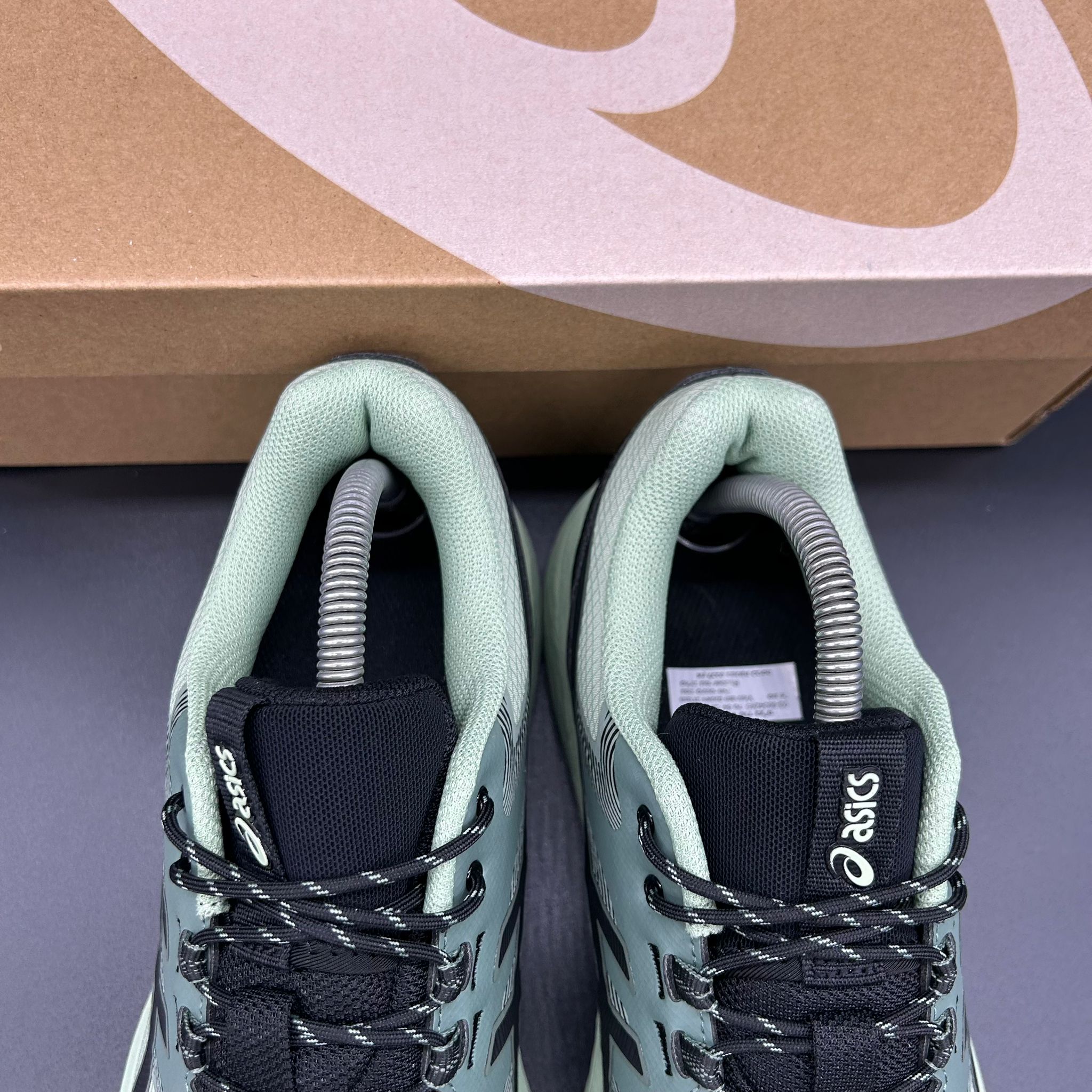Asics Gel-Terrain – Dark Jade/Black – EU 42 / US 8.5 (Brand New with Box)