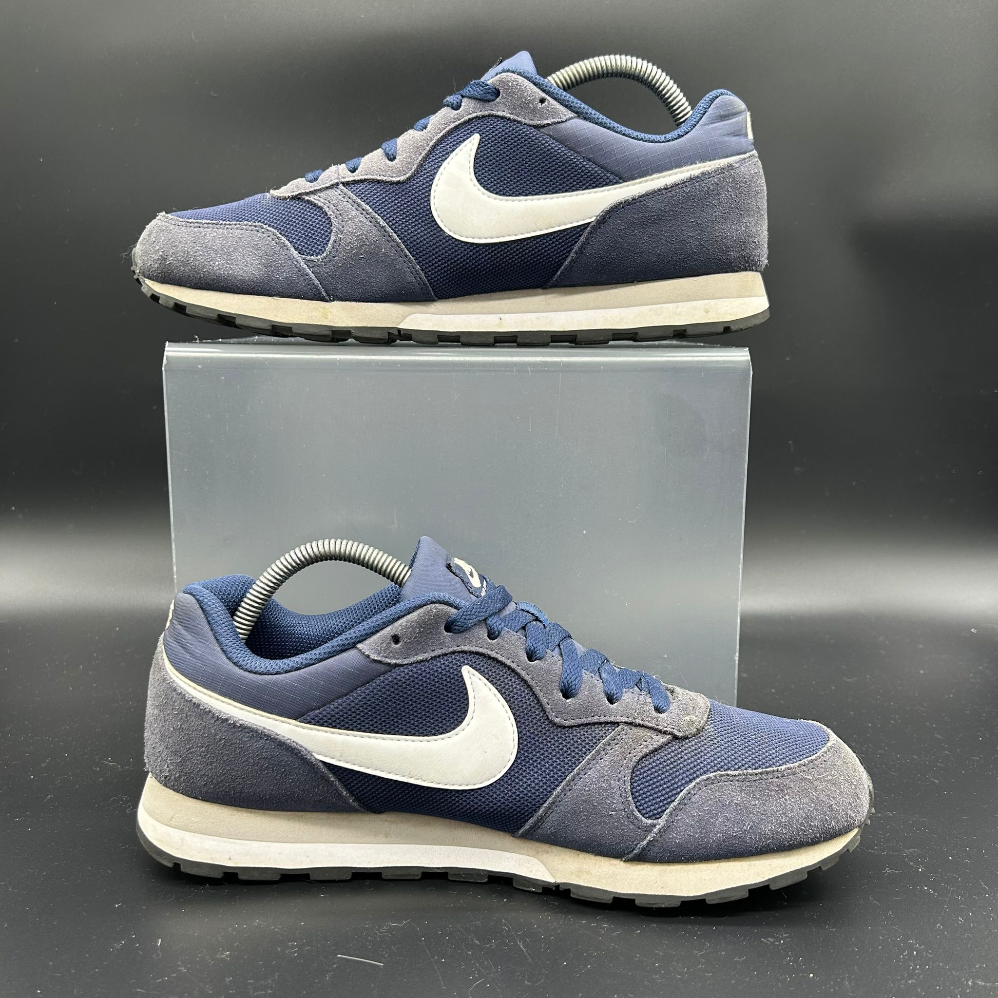 Nike MD Runner 2 – Midnight Navy/Wolf Grey – EU 42.5