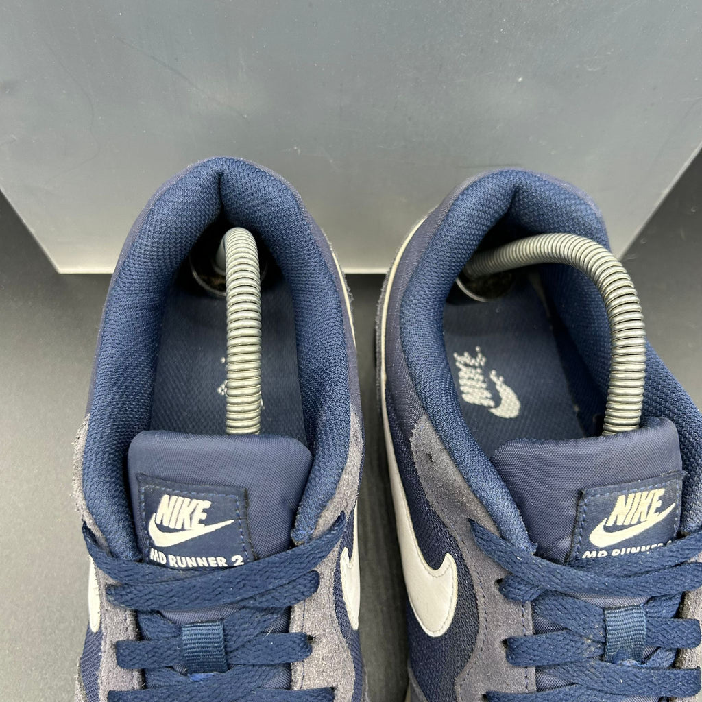 Nike MD Runner 2 – Midnight Navy/Wolf Grey – EU 42.5