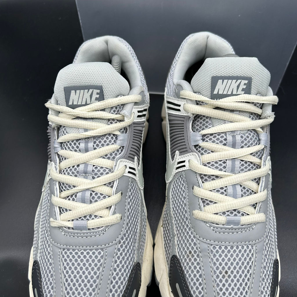 Nike Zoom Vomero 5 – Vast Grey / Cream – EU 44 / US 10 (Used)