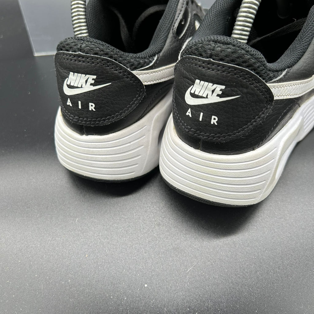 Nike Air Max SC – Black / White – EU 40 / US 7Y (Used)