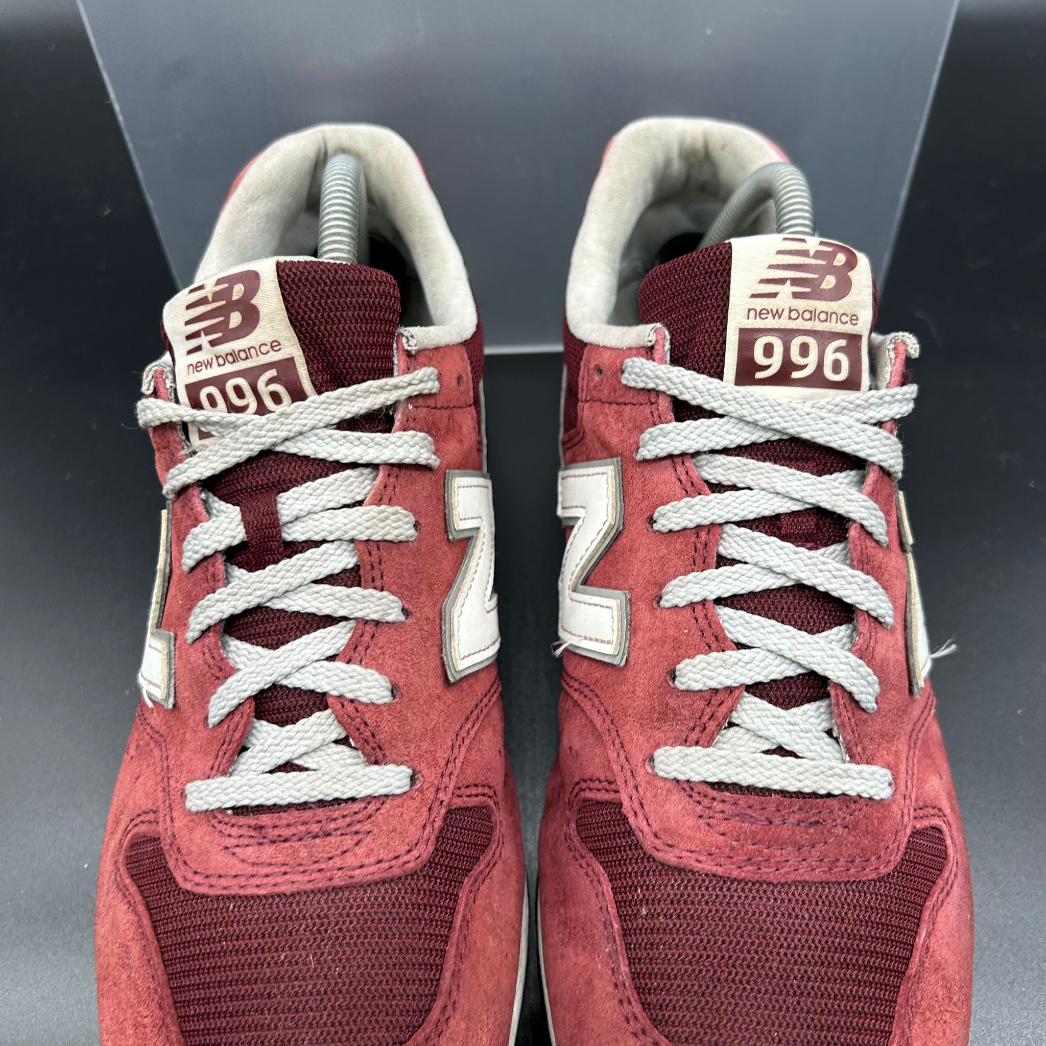 New Balance 996 – Burgundy / White – EU 42.5 / US 9 (Used)