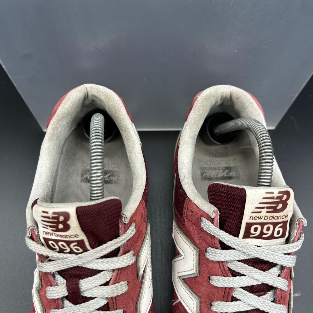 New Balance 996 – Burgundy / White – EU 42.5 / US 9 (Used)