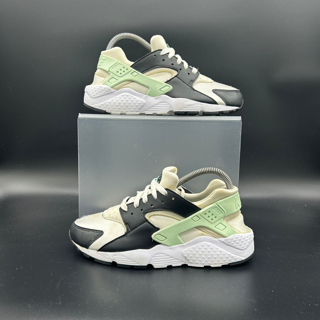 Nike Air Huarache Run – EU 39 (Summit White / Barely Green)