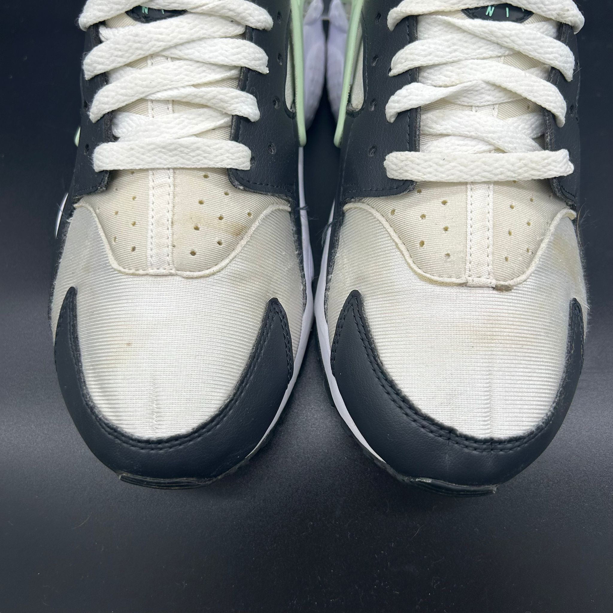 Nike Air Huarache Run – EU 39 (Summit White / Barely Green)