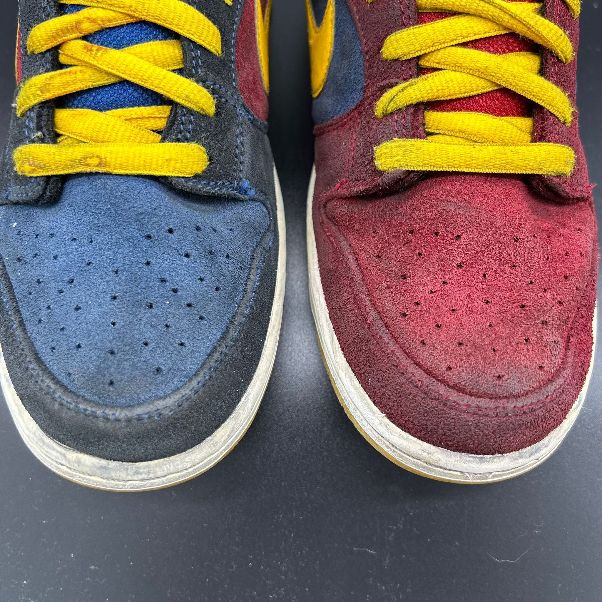 Nike SB Dunk Low – Barcelona – EU 42.5 / US 9 (Used)