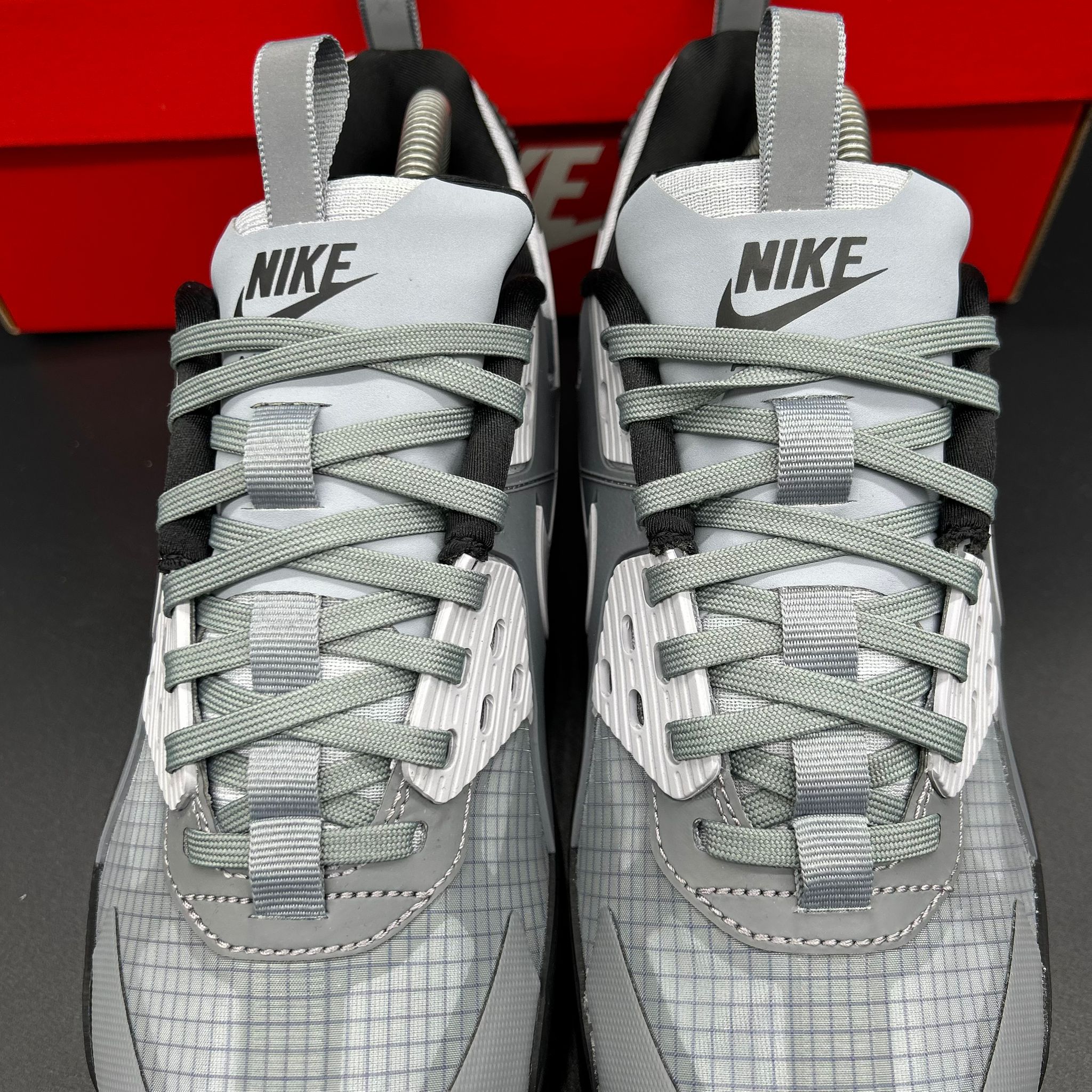 Nike Air Max 90 Drift – Cool Grey/Wolf Grey-Volt-Black – EU 41 / US 8 (Brand New with Box)