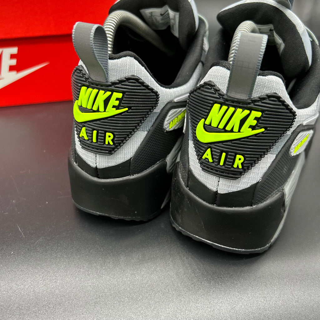 Nike Air Max 90 Drift – Cool Grey/Wolf Grey-Volt-Black – EU 41 / US 8 (Brand New with Box)