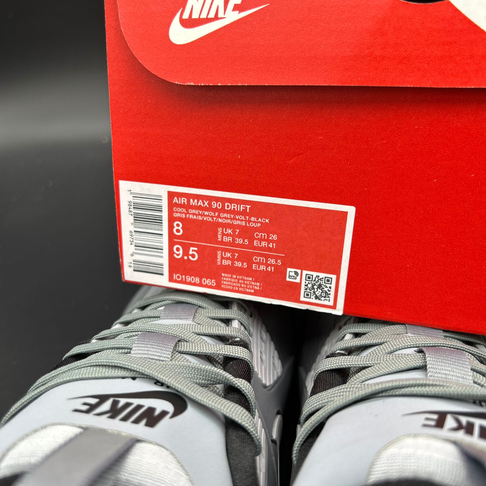 Nike Air Max 90 Drift – Cool Grey/Wolf Grey-Volt-Black – EU 41 / US 8 (Brand New with Box)