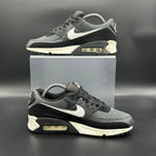 Nike Air Max 90 (Used) – US 8.5 / EU 42