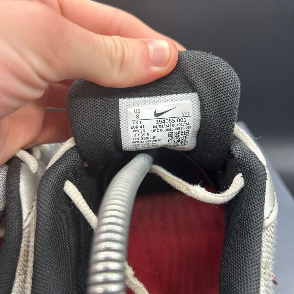 Nike Initiator – EU 41 / US 8 (Used)