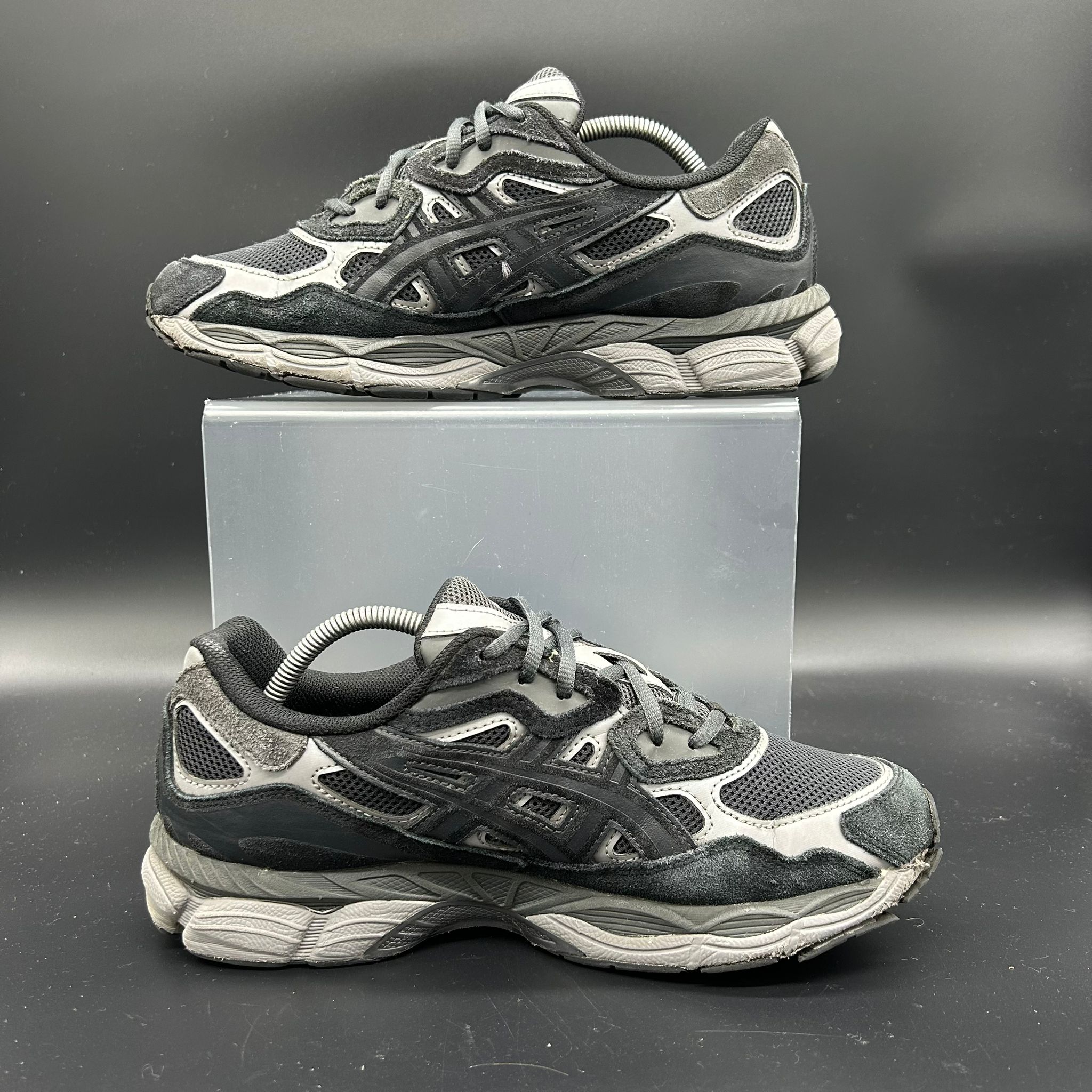 Asics Gel NYC – EU 43.5 (Black / Graphite Grey)