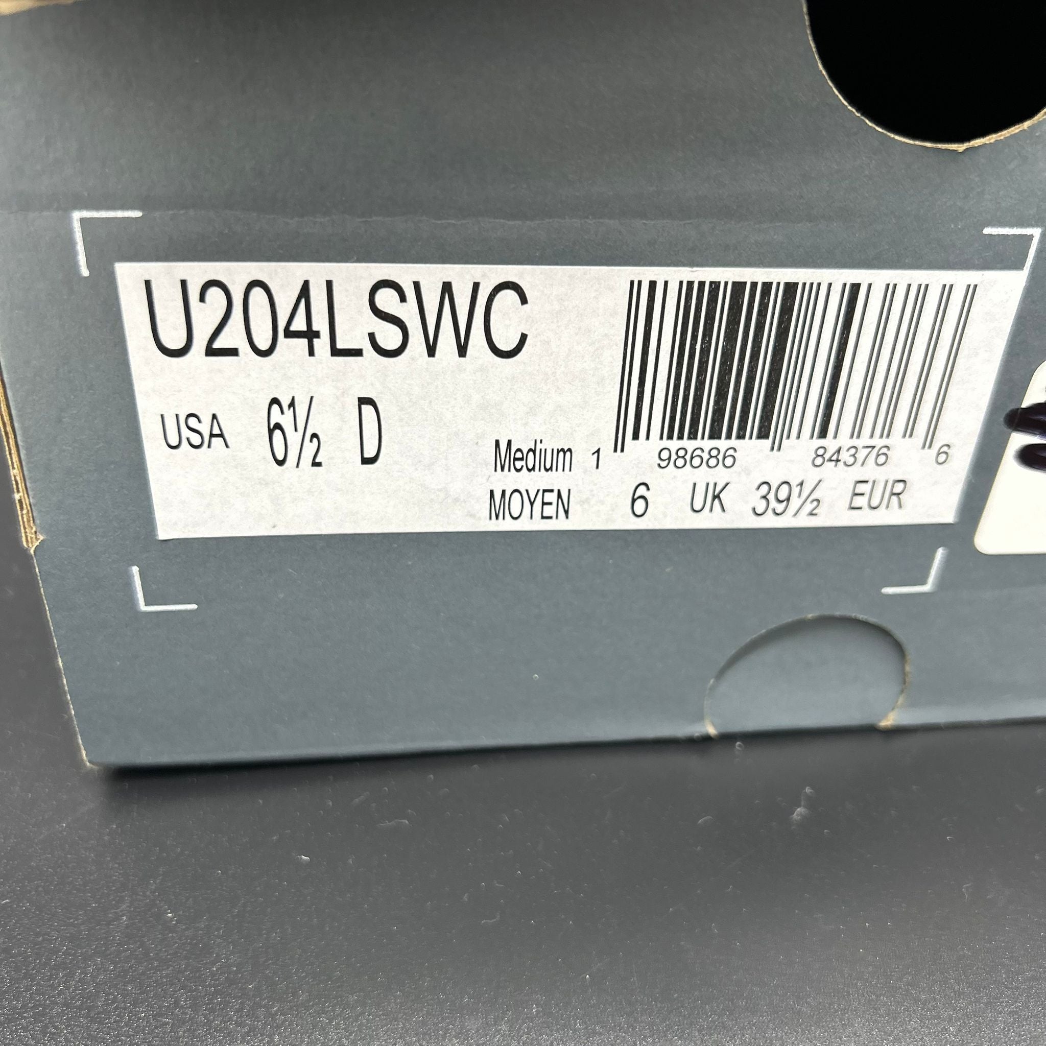 New Balance 204L (U204LSWC) – US 6.5 / EU 39.5