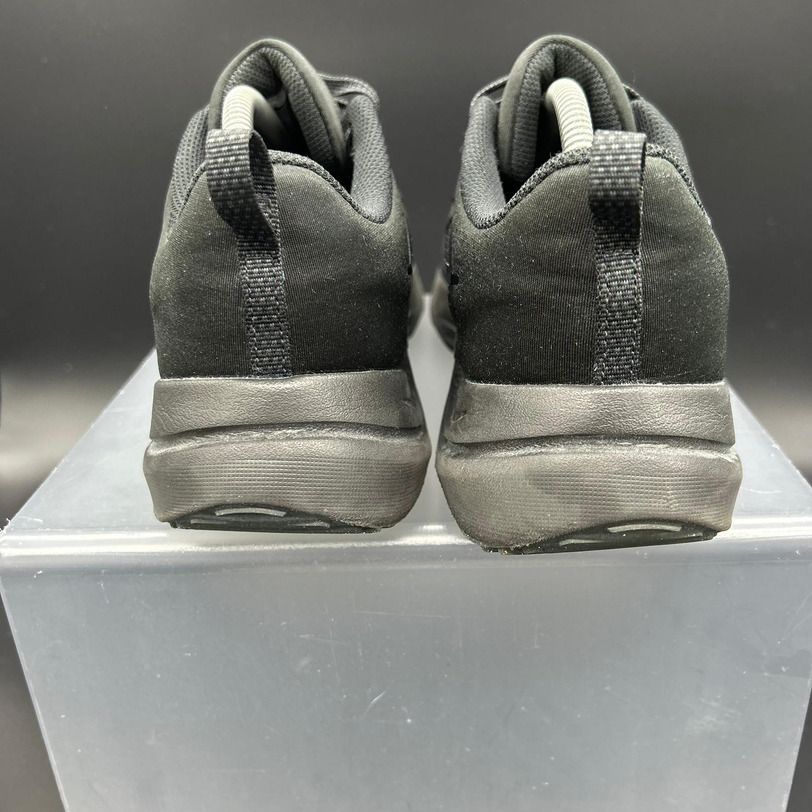 Nike Downshifter 12 (Used) – US 9 / EU 42.5