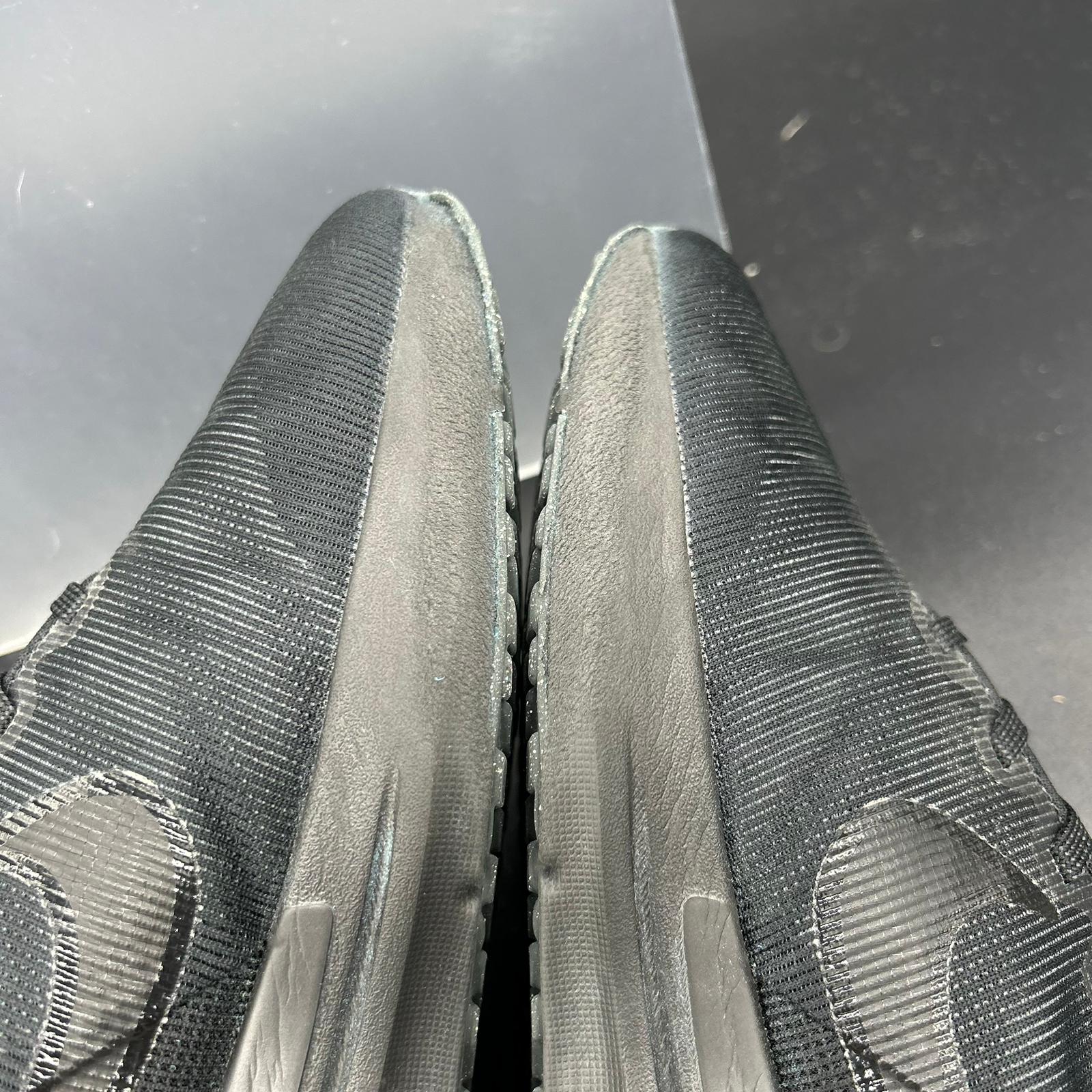 Nike Downshifter 12 (Used) – US 9 / EU 42.5