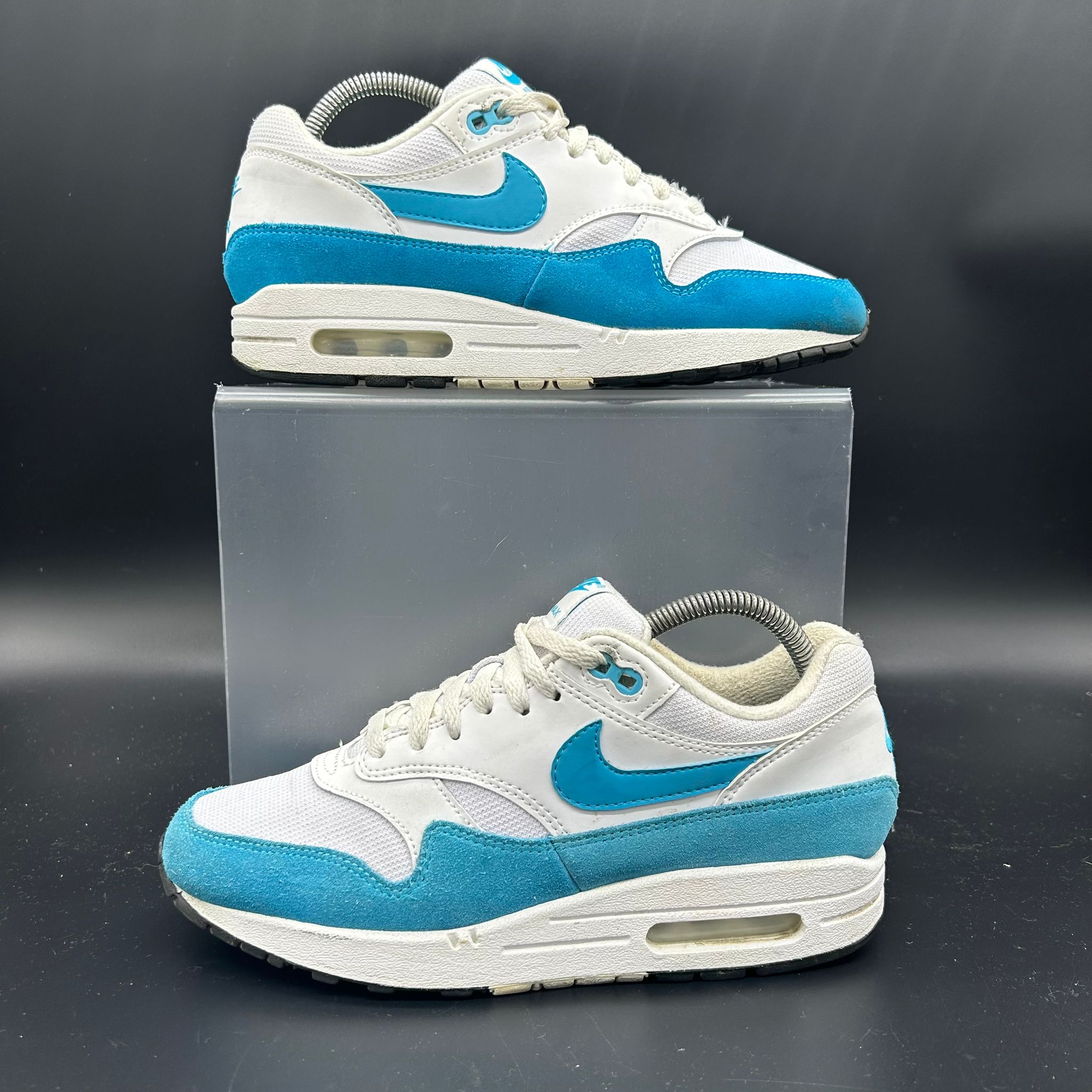 Nike Air Max 1 (Used) – US 8 / EU 39