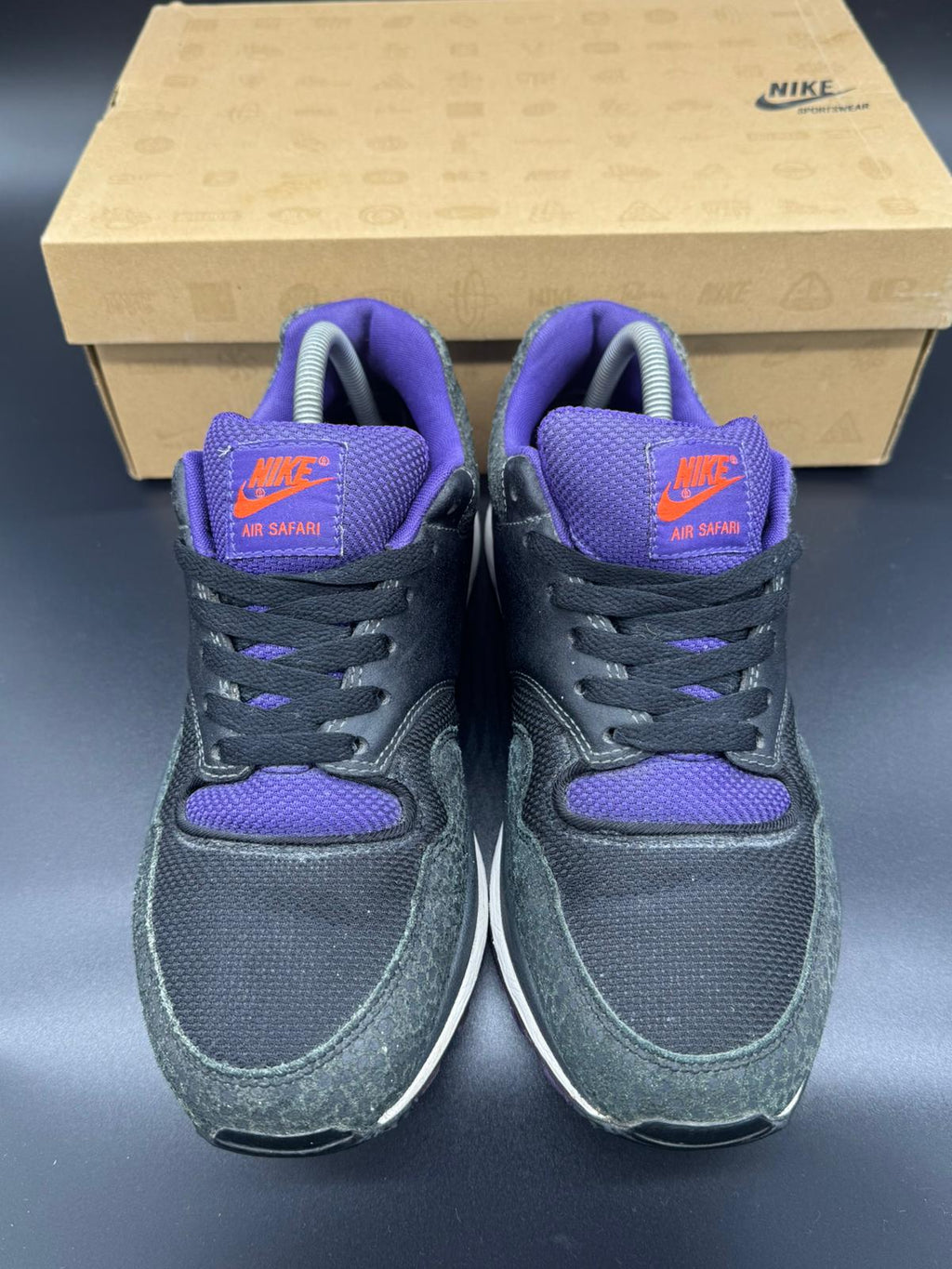 Nike Air Safari LE '12 – Anthracite / White / Black / Court Purple