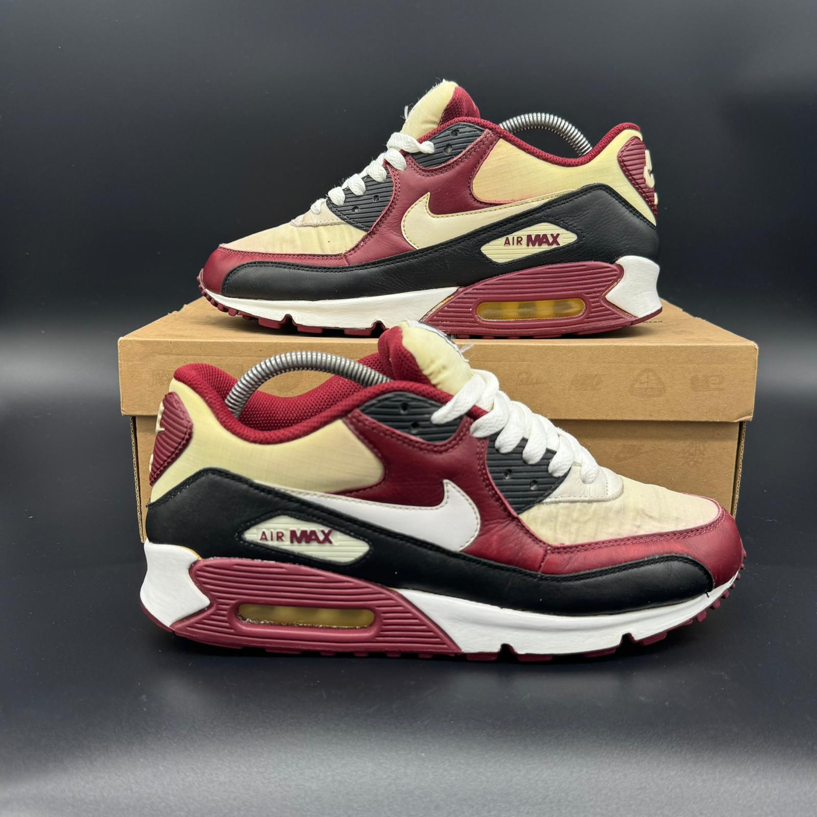 Nike Air Max 90 Premium '09 – White / Team Red / Black