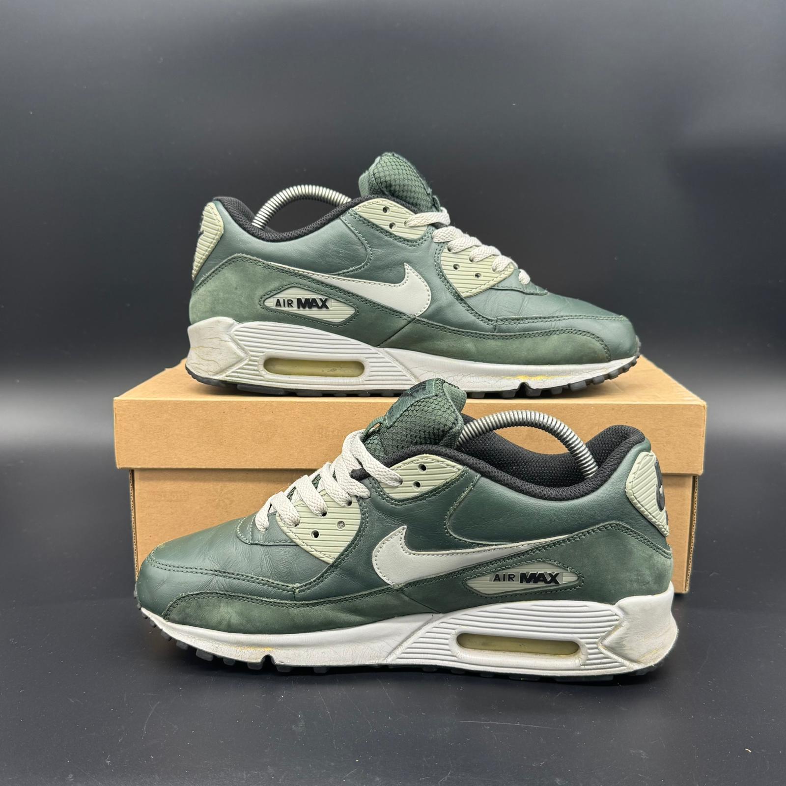 Nike Air Max 90 Premium '10 – Grove Green / Matte Silver / Black