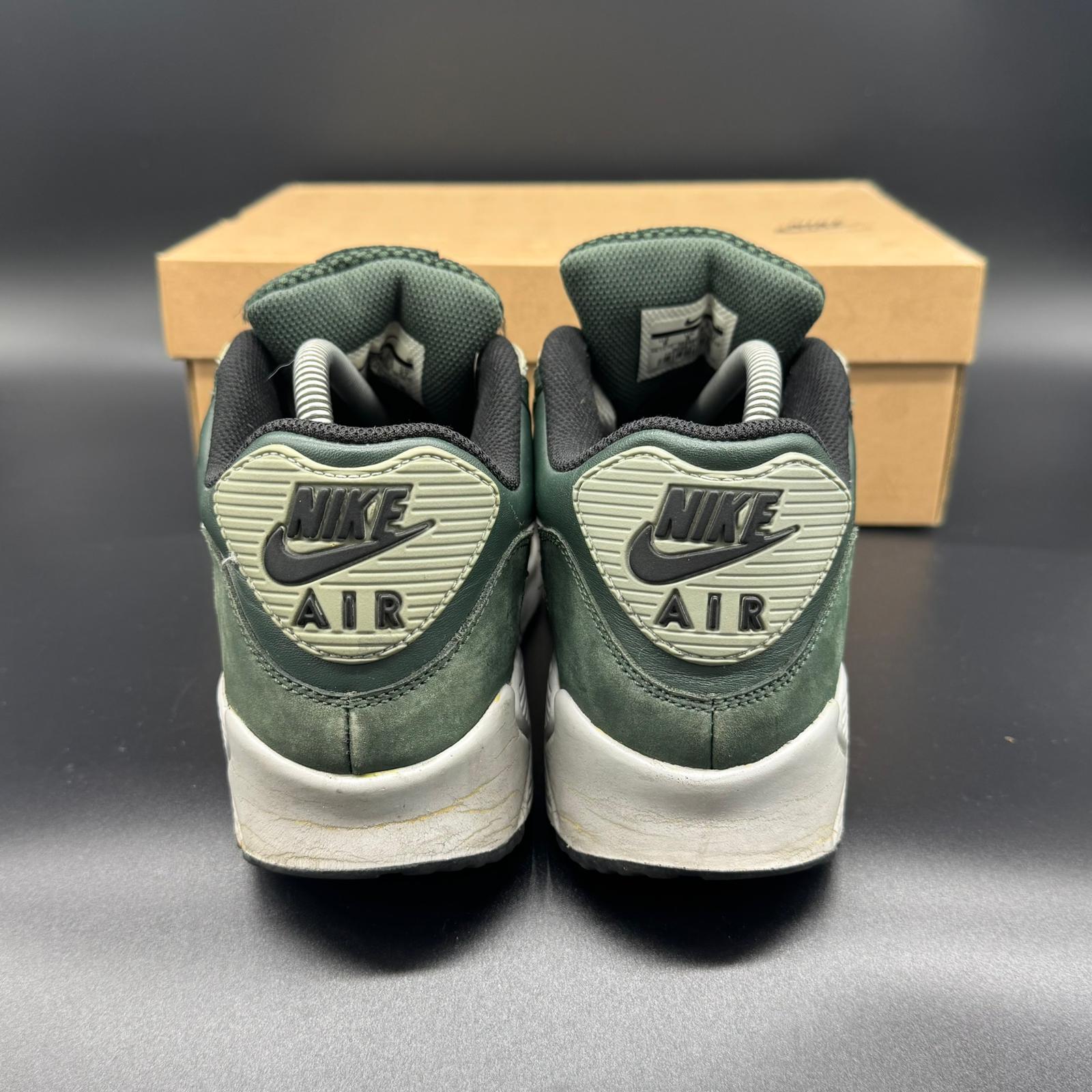 Nike Air Max 90 Premium '10 – Grove Green / Matte Silver / Black