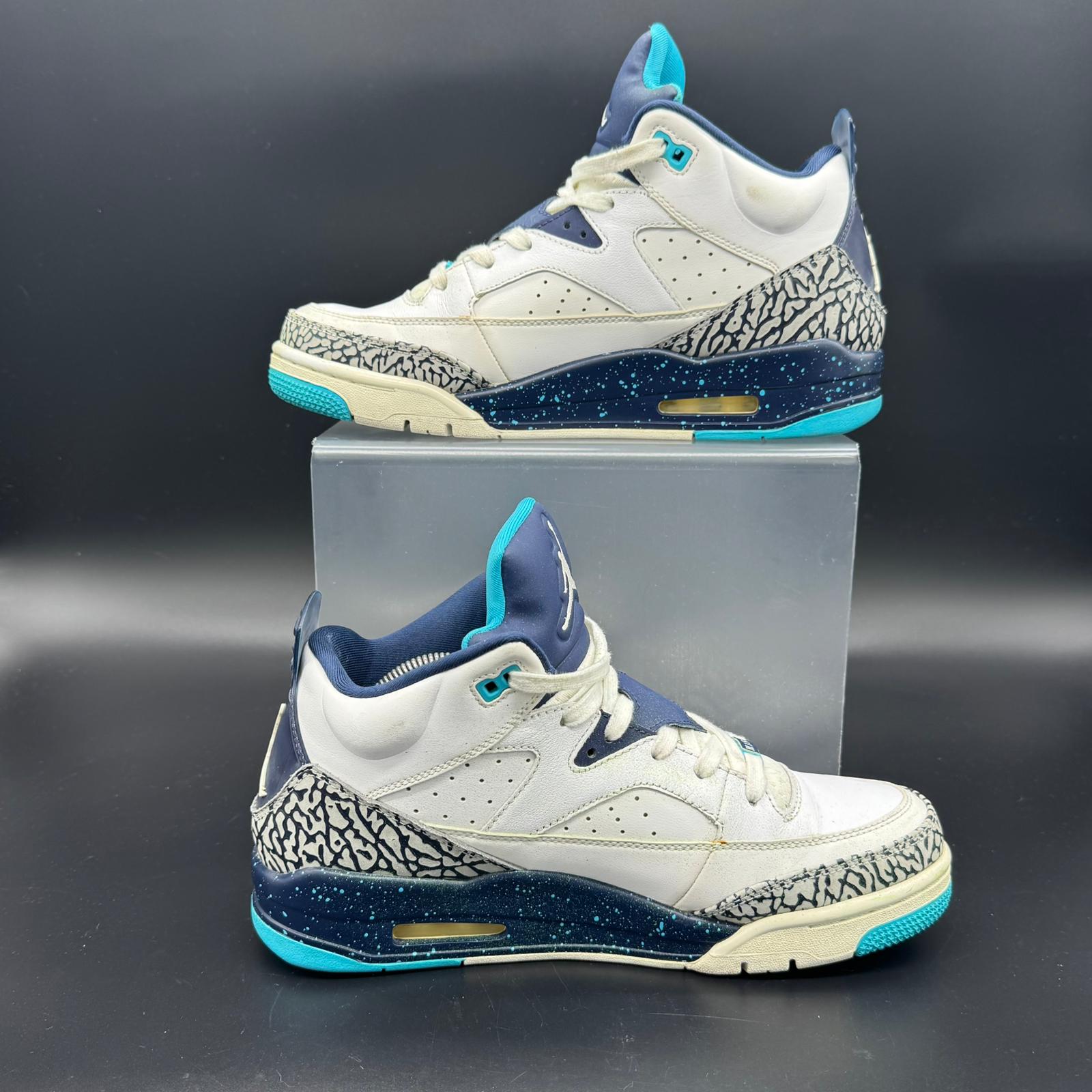 Jordan Son of Mars Low (2014) – White/Midnight Navy-Turquoise Blue – EU 43