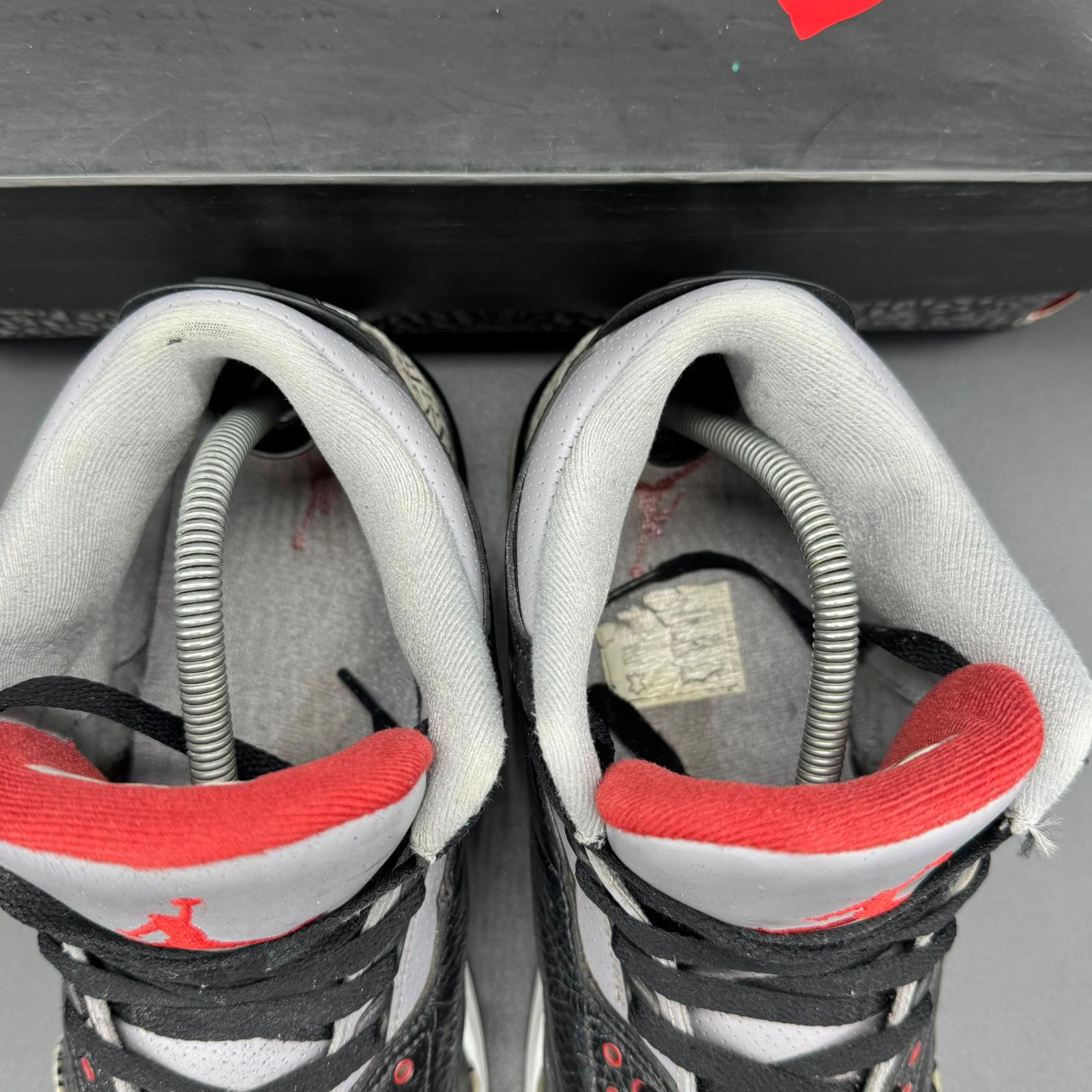 Air Jordan 3 Retro Black Cement (2011) – EU 43