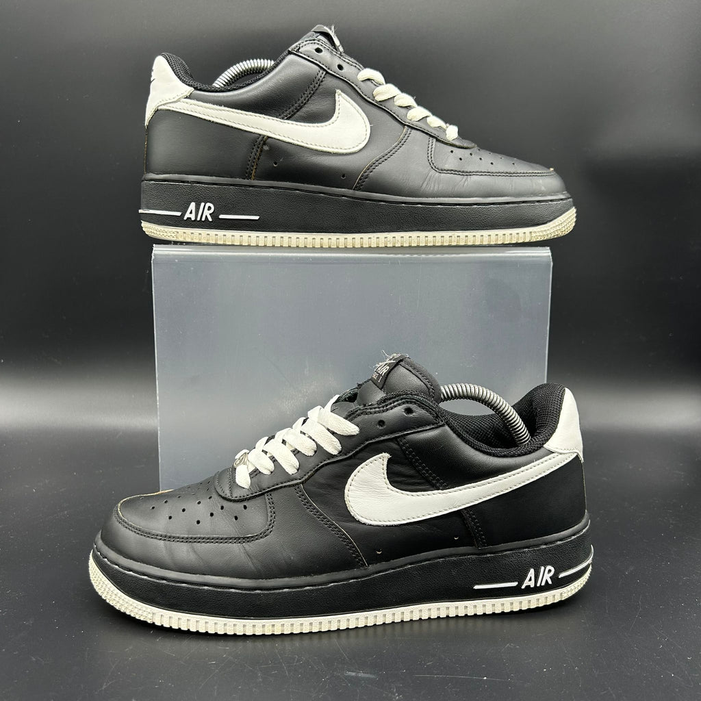 Nike Air Force 1 Low '04 – Black/White