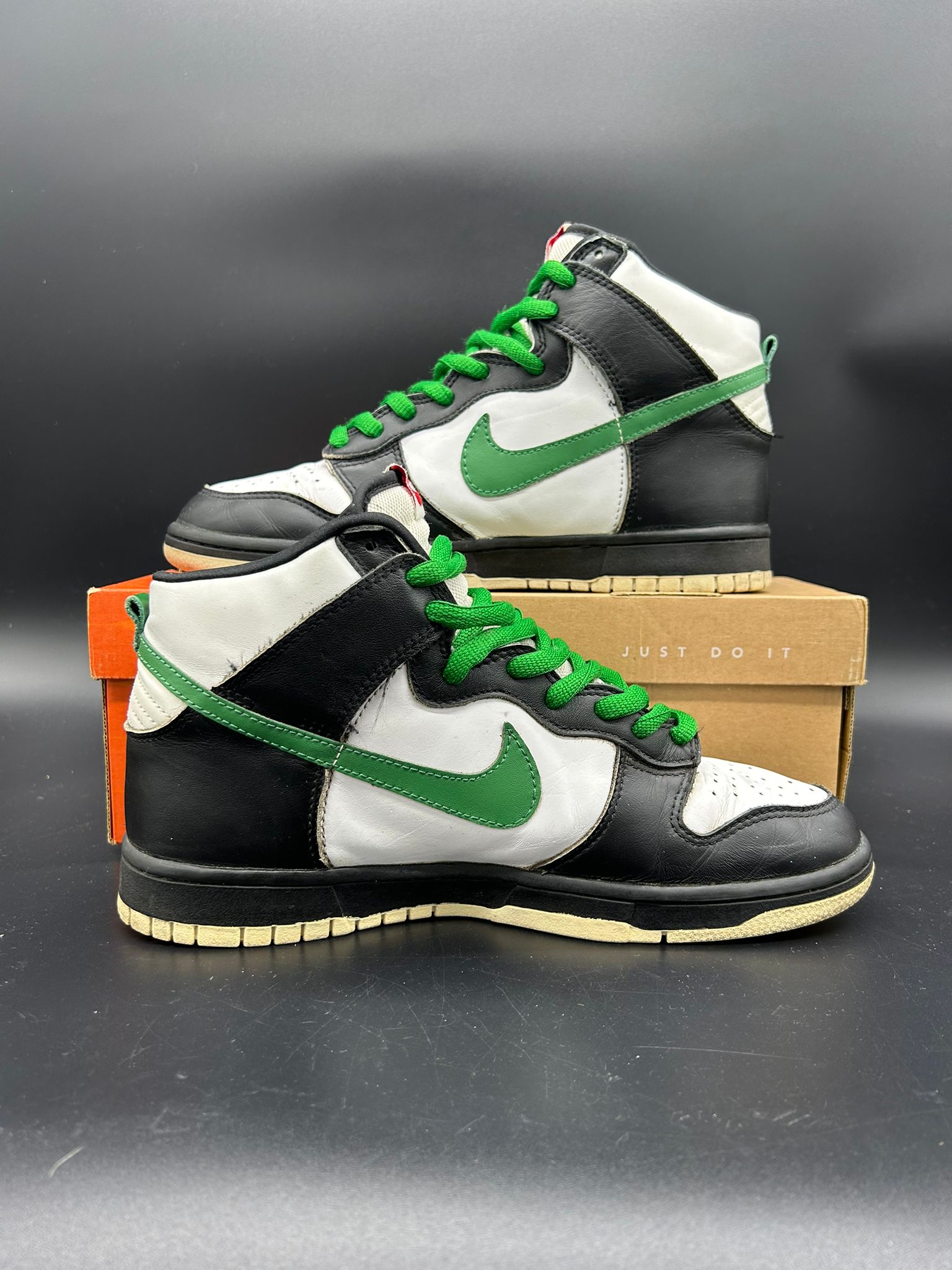 Nike Dunk High White/Classic Green-Black-Varsity Red (2004) – Used