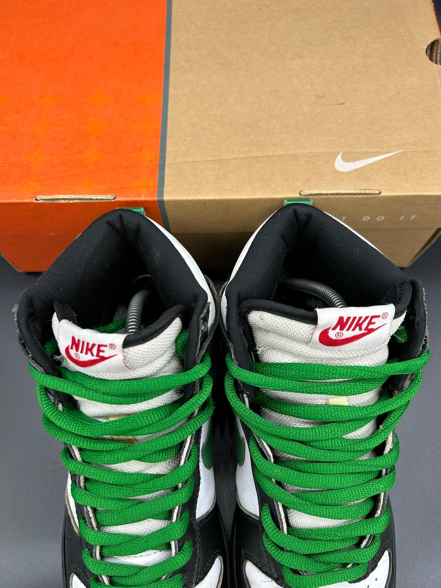 Nike Dunk High White/Classic Green-Black-Varsity Red (2004) – Used